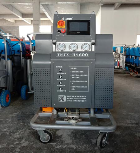 噴涂2.4米航標(biāo)聚脲防腐高壓噴涂機(圖1) H5600PLC噴涂2.4米航標(biāo)聚脲防腐高壓噴涂機